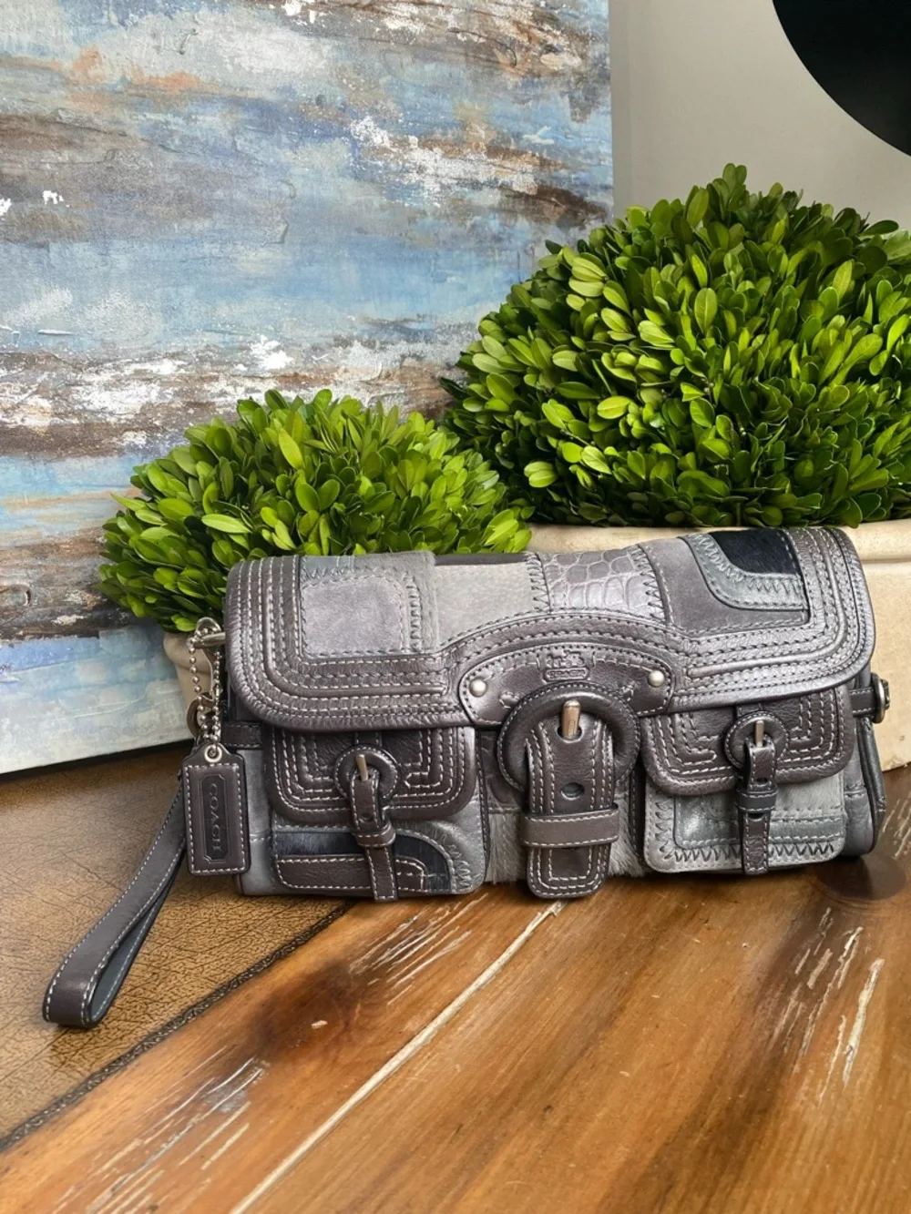 Coach Legacy Limited Edition Garcia Pieced Leather XL Clutch - Picture 15 of 16